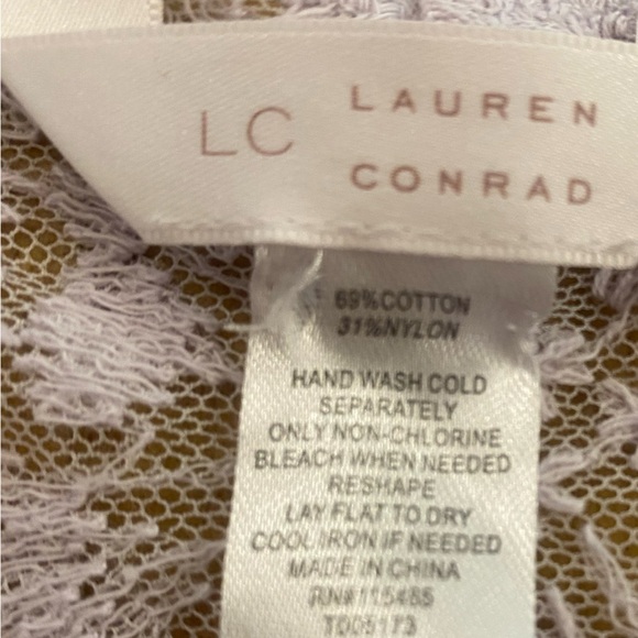 LC Lauren Conrad Duster Robe Lavender Lace New Without Tag one size beautiful - Picture 11 of 12